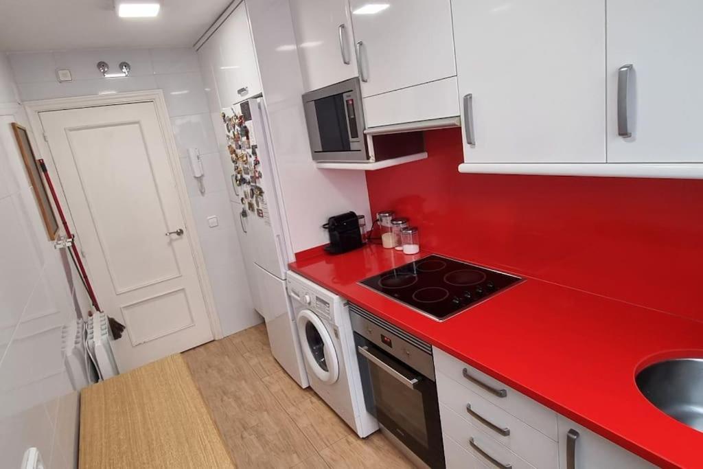 Habitacion Privada En El Centro De Madrid Bagian luar foto