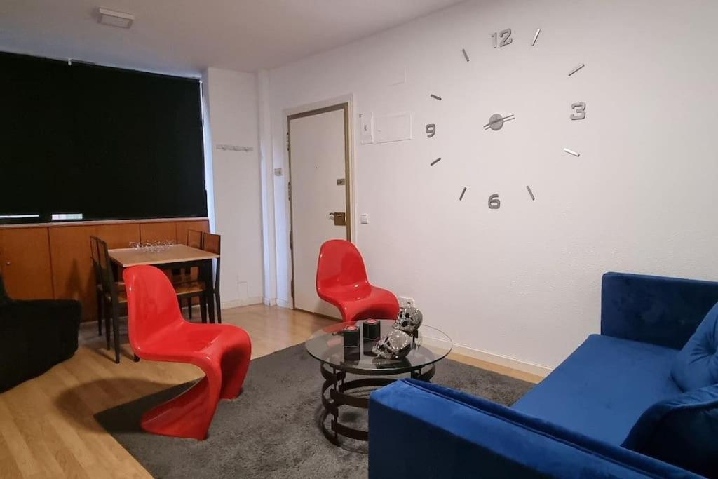 Habitacion Privada En El Centro De Madrid Bagian luar foto